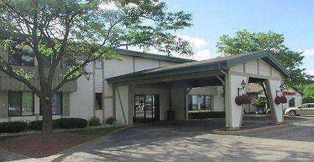 Shawano Four Seasons Resort Exterior foto
