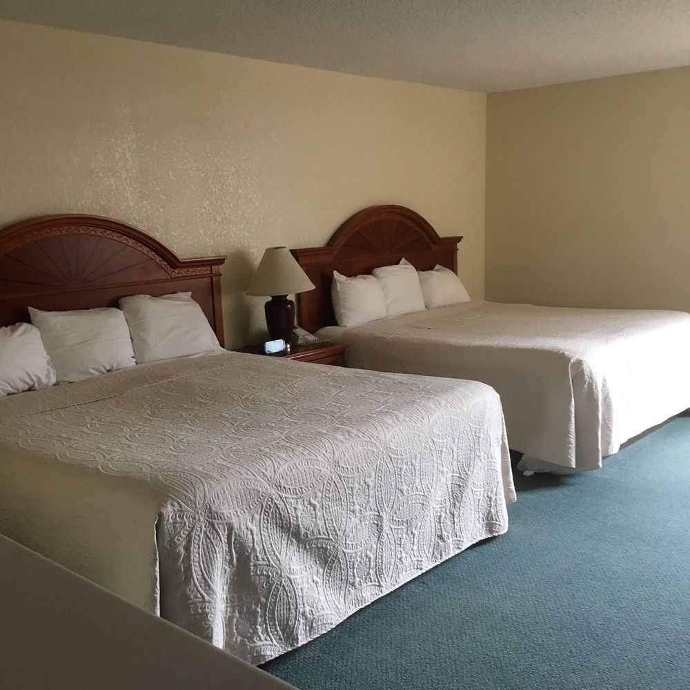 Shawano Four Seasons Resort Exterior foto