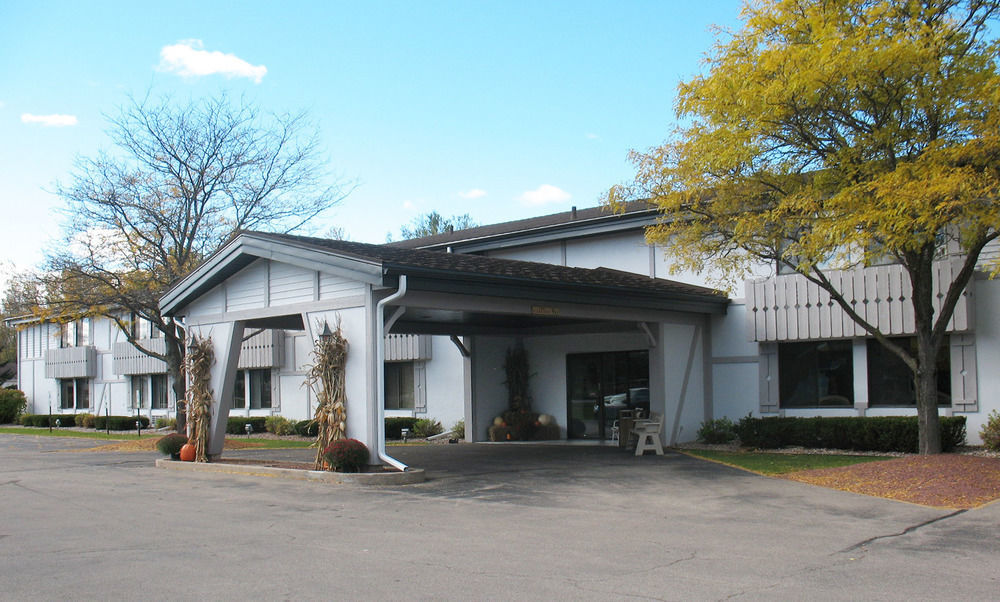 Shawano Four Seasons Resort Exterior foto