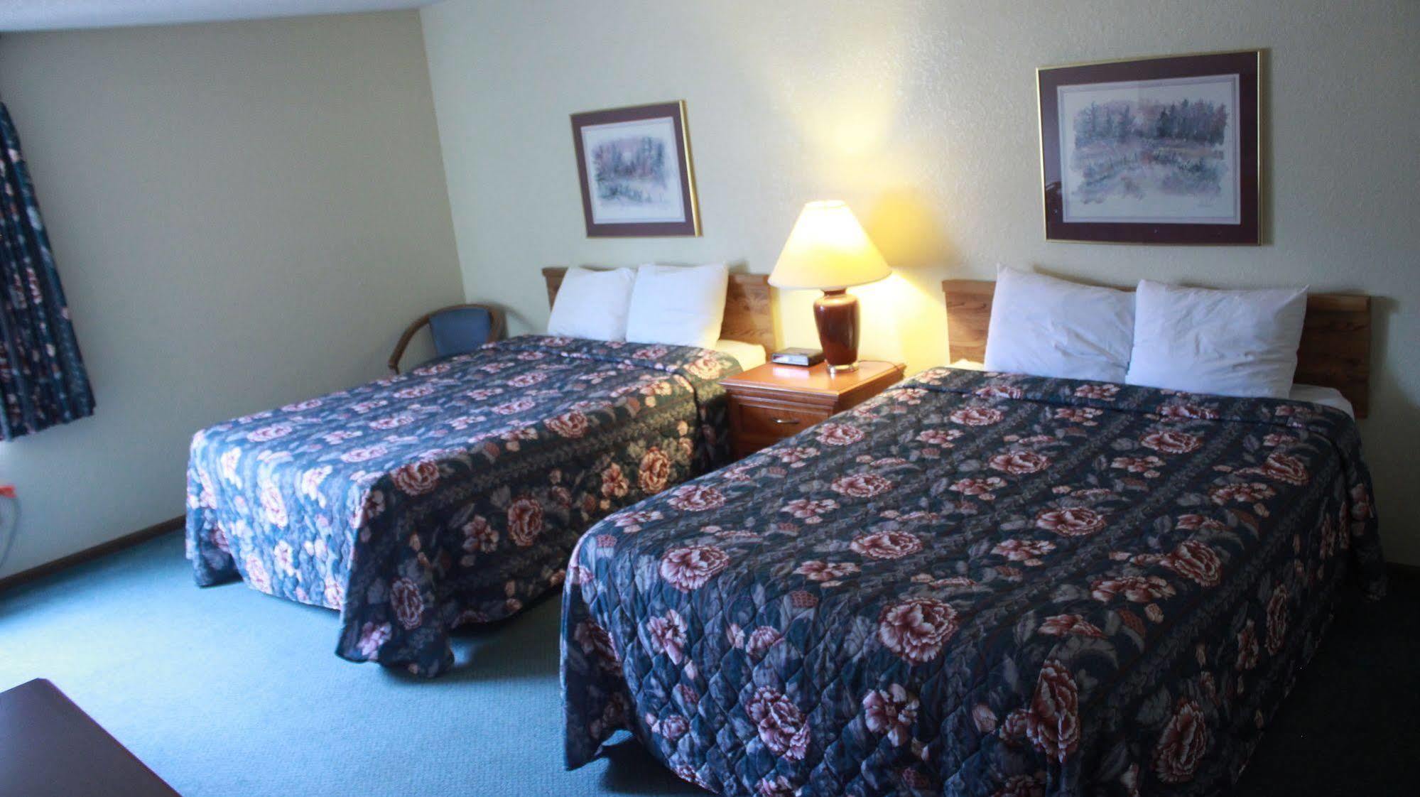 Shawano Four Seasons Resort Exterior foto