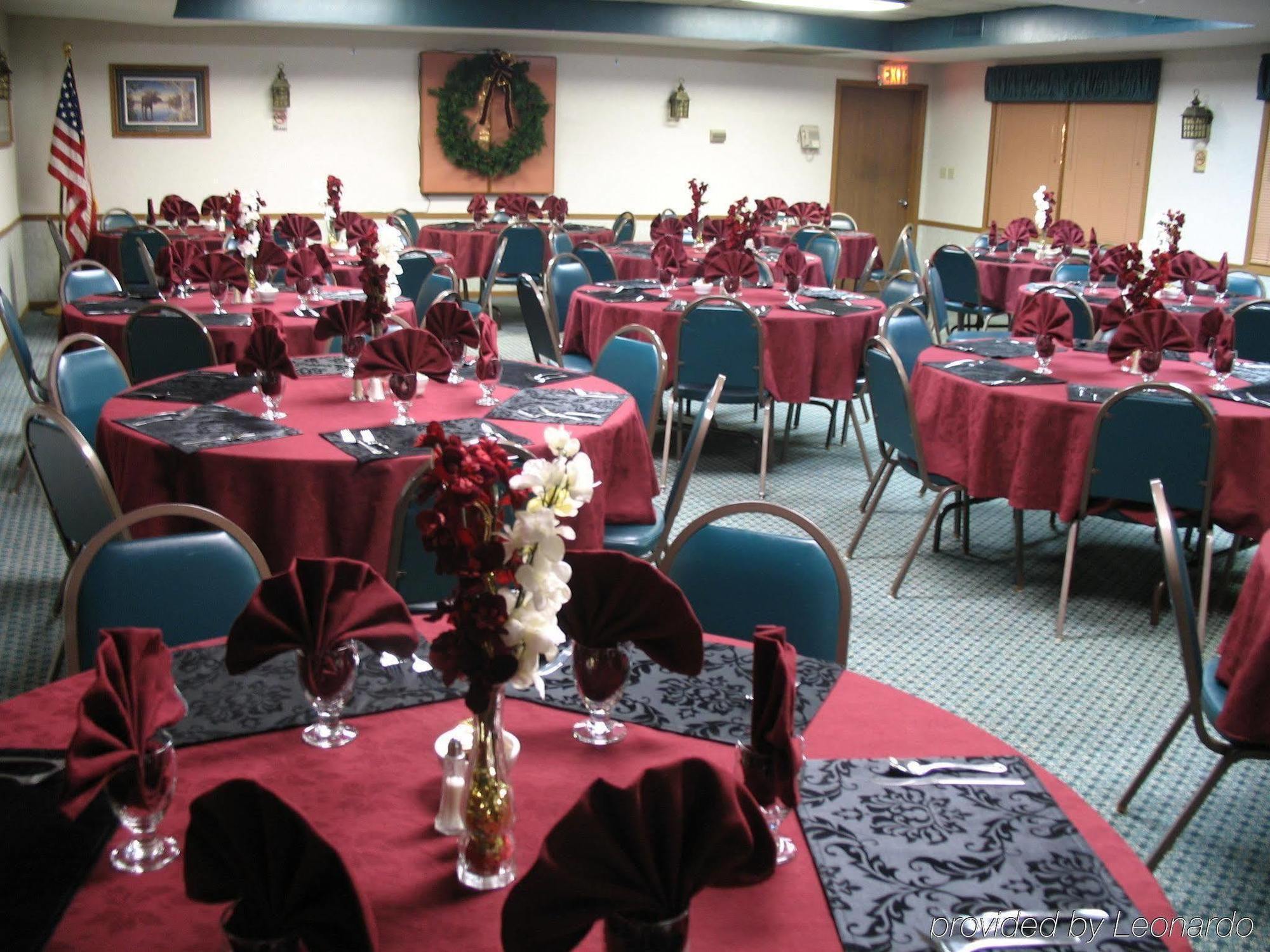 Shawano Four Seasons Resort Restaurant foto